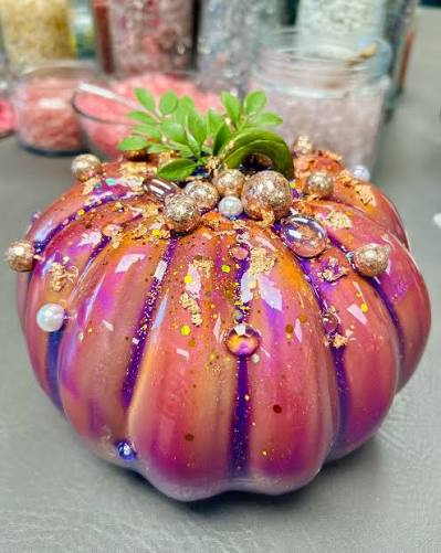 08/26/26 Resin Pour Pumpkin 6PM